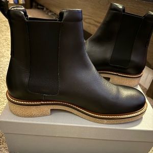 Everlane Chelsea Boot - NWT never worn
